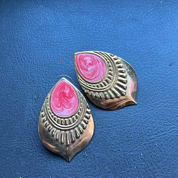 Vintage | 1980’s Teardrop Brass Blanks Pink Post Statement Earrings - Picture 5 of 5